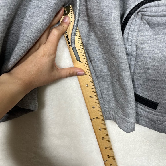 AKA DEMIKS Gray Men’s Workout Shorts Size Medium - Picture 5 of 5